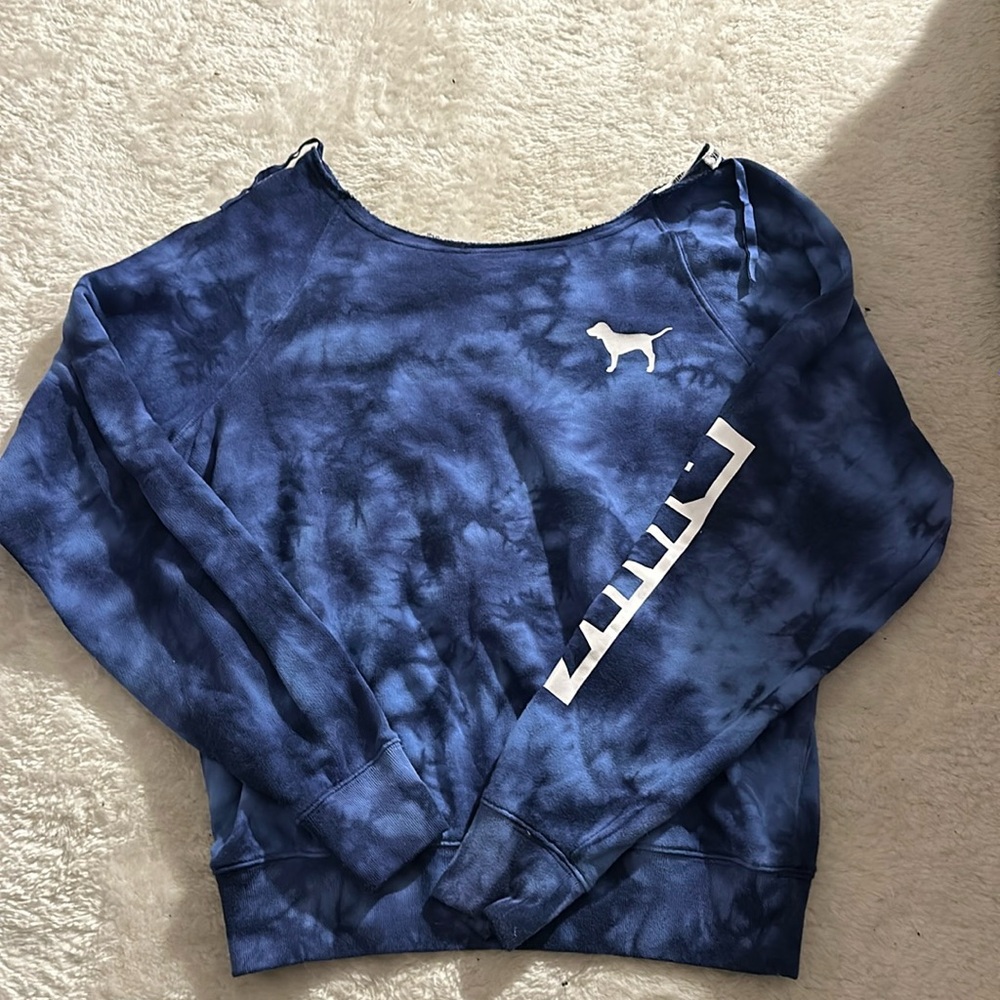 Victoria’s Secret PINK sweater size xs